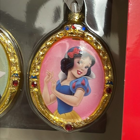 Hallmark Disney Blown Glass Snow White & Evil Queen Christmas Tree Ornaments - Picture 3 of 6